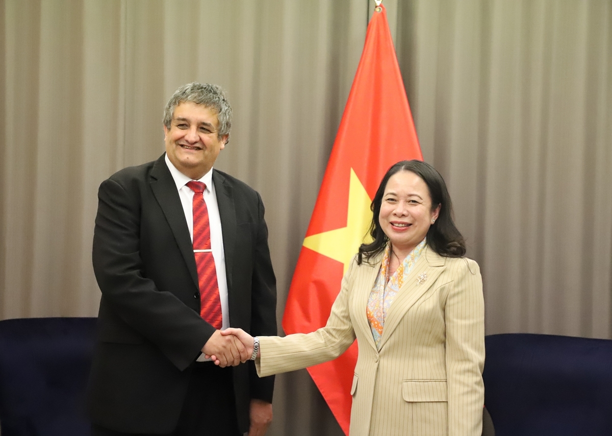 phó chủ tịch nước võ thị Ánh xuân tiếp phó chủ tịch hội hữu nghị séc - việt hình ảnh 4 pho chu tich nuoc vo thi Anh xuan tiep pho chu tich hoi huu nghi sec - viet hinh anh 4