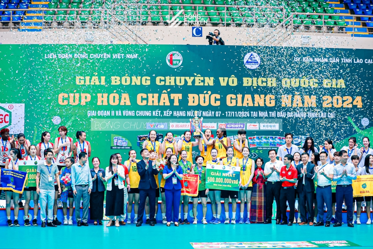 vtv bình Điền long an lần thứ 5 lên ngôi vô địch giải bóng chuyền vĐqg hình ảnh 1 vtv binh Dien long an lan thu 5 len ngoi vo dich giai bong chuyen vDqg hinh anh 1