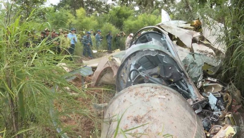 Da dua xac may bay yak-130 ra khoi hien truong hinh anh 2