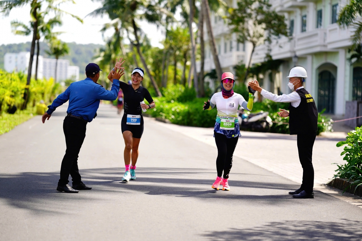 bim group ironman 70.3 tro lai cuoi tuan nay tai phu quoc marina hinh anh 2