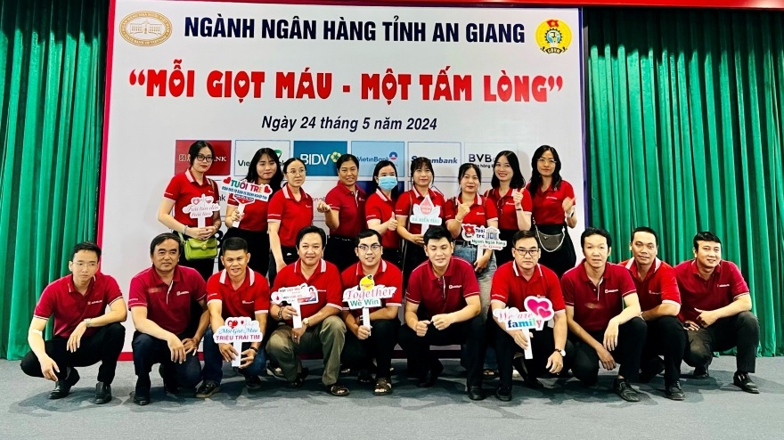 Agribank An Giang tích cực tham gia hiến máu tình nguyện