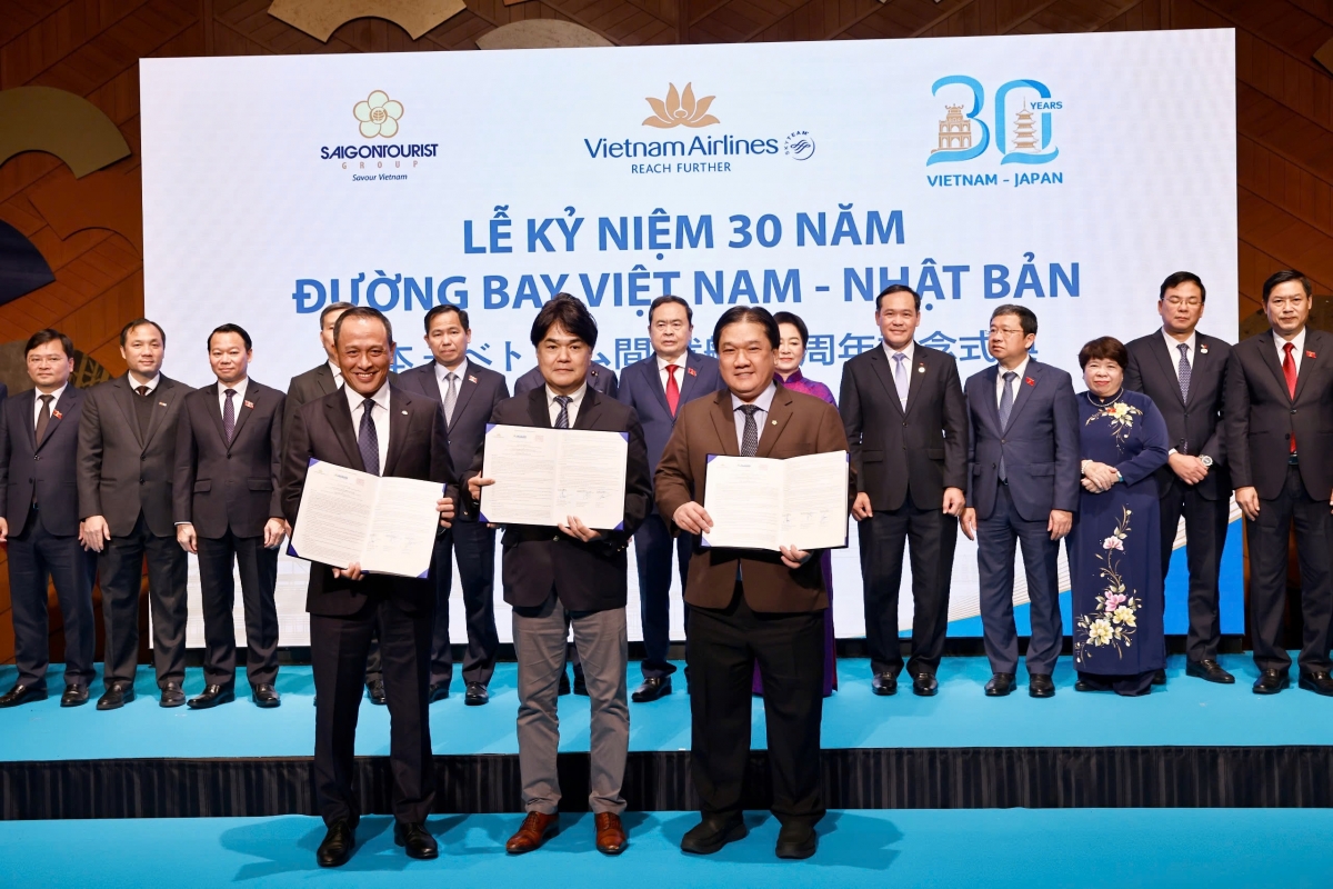 vietnam airlines kỷ niệm 30 năm đường bay việt-nhật với gần 100.000 chuyến bay hình ảnh 2 vietnam airlines ky niem 30 nam duong bay viet-nhat voi gan 100.000 chuyen bay hinh anh 2