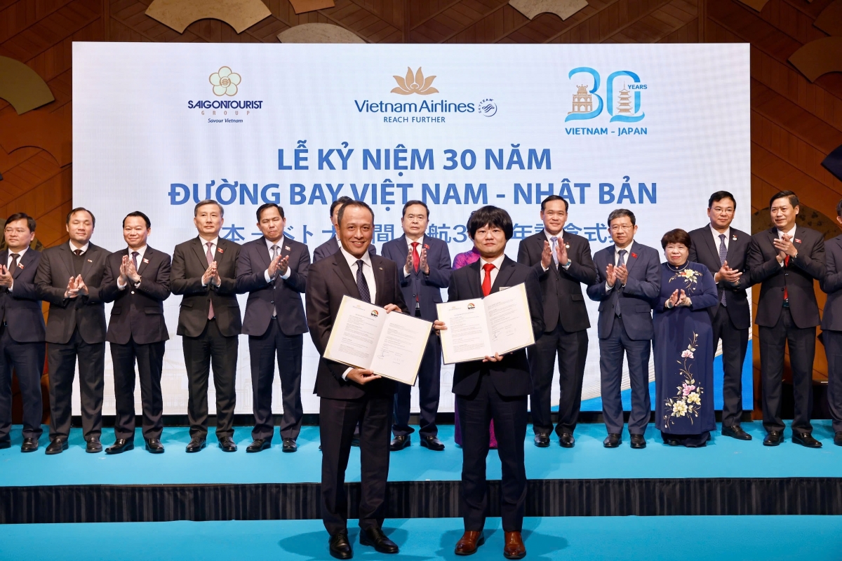 Vietnam Airlines kỷ niệm 30 năm đường bay Việt-Nhật với gần 100.000 chuyến bay
