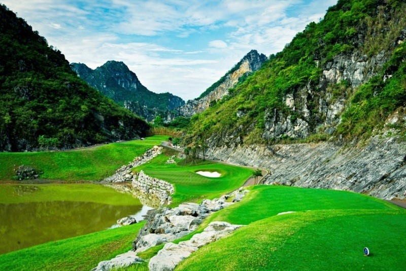 legend valley hotel noi gap go giua the thao, nghi duong va phong cach song hinh anh 2