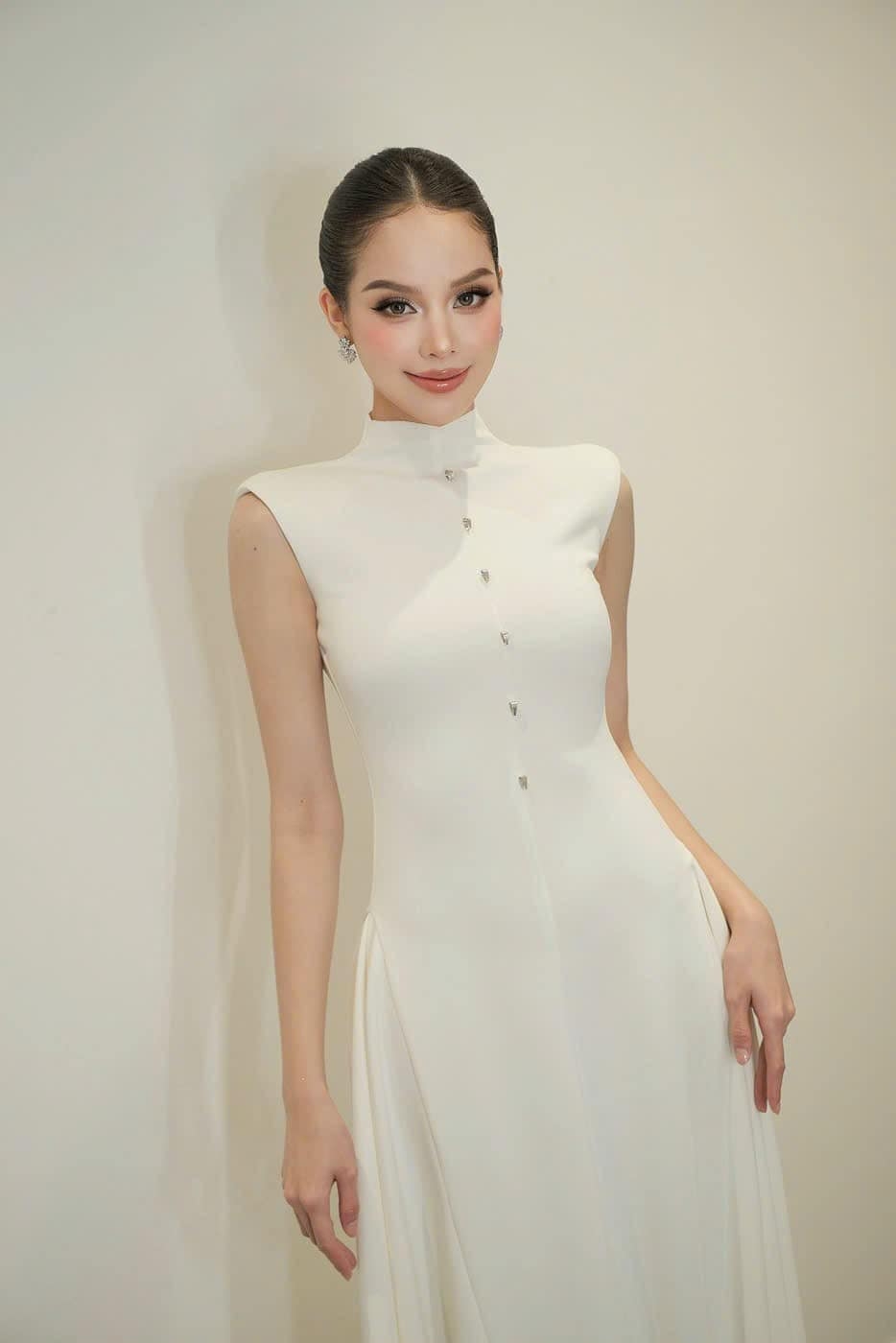 thoi trang cua thanh thuy sau khi dang quang miss international 2024 hinh anh 7