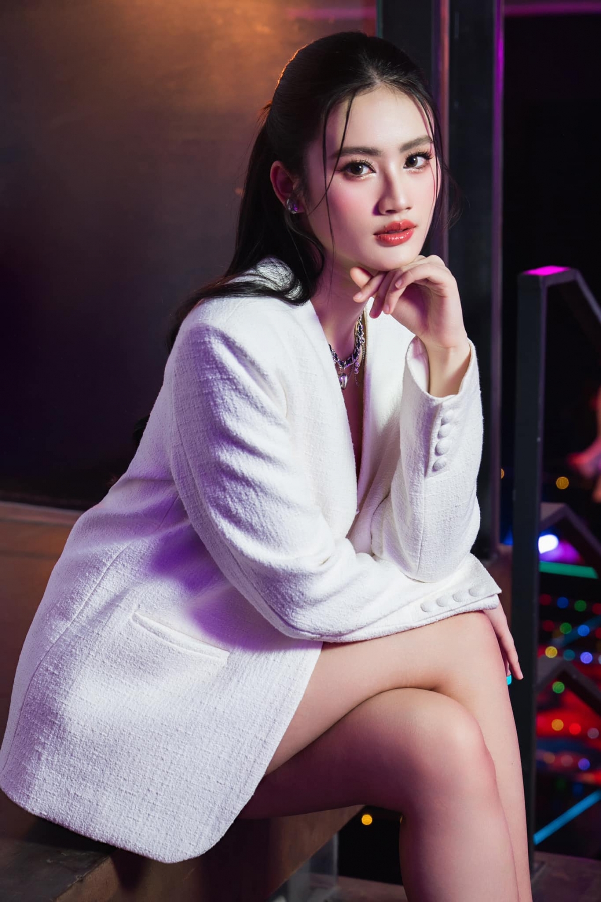 sao việt 2 12 phạm hương khoe dáng mẹ hai con cuốn hút hình ảnh 8 sao viet 2 12 pham huong khoe dang me hai con cuon hut hinh anh 8