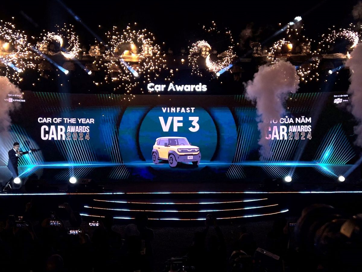 bo doi vf3 va vf7 duoc vinh danh O to cua nam tai car awards 2024 hinh anh 1