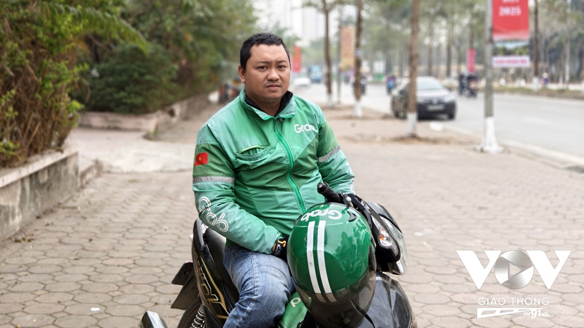 xe máy vượt đèn đỏ, đi ngược chiều sẽ bị phạt tới 6 triệu đồng có đủ sức răn đe hình ảnh 2 xe may vuot den do, di nguoc chieu se bi phat toi 6 trieu dong co du suc ran de hinh anh 2