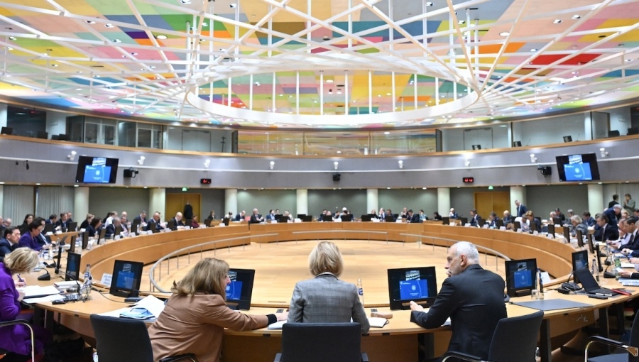 hungary và slovakia phủ quyết lệnh trừng phạt của eu với các quan chức gruzia hình ảnh 1 hungary va slovakia phu quyet lenh trung phat cua eu voi cac quan chuc gruzia hinh anh 1