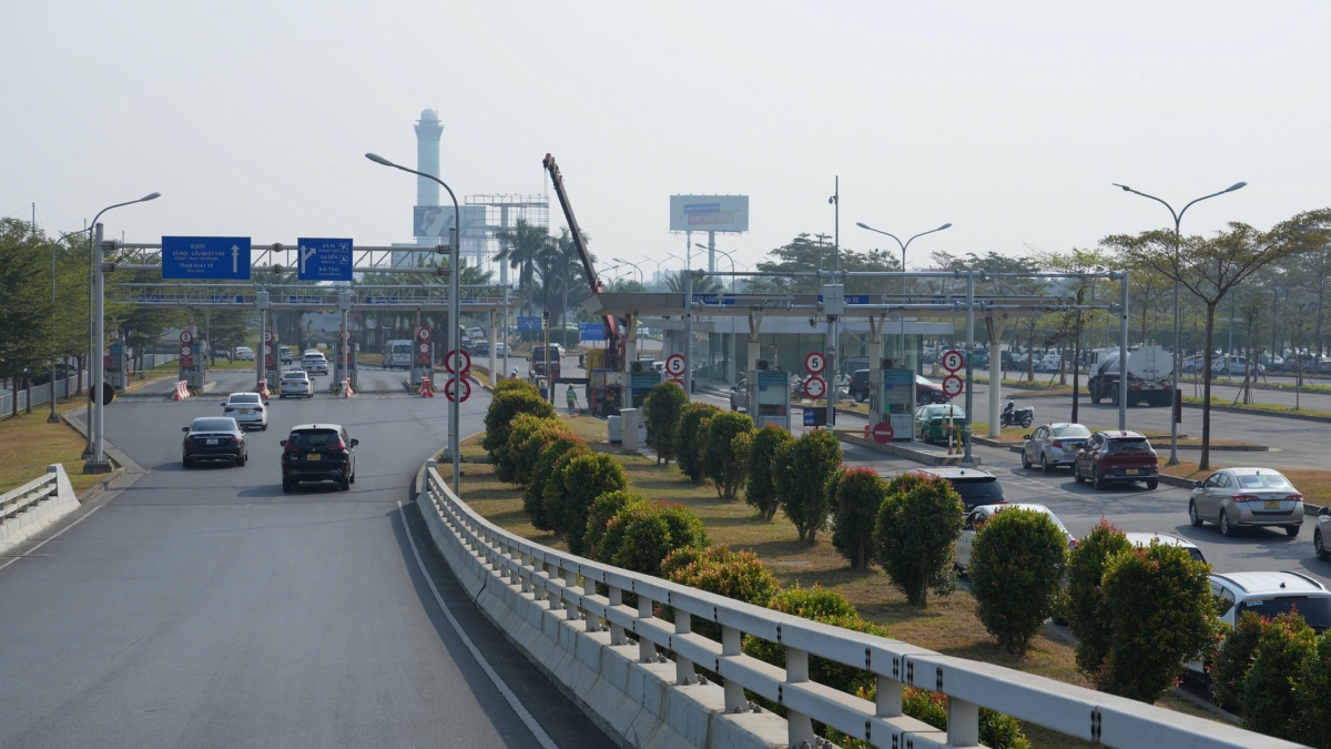 thu phí không dừng etc tất cả các làn ô tô ra, vào sân bay nội bài hình ảnh 2 thu phi khong dung etc tat ca cac lan o to ra, vao san bay noi bai hinh anh 2