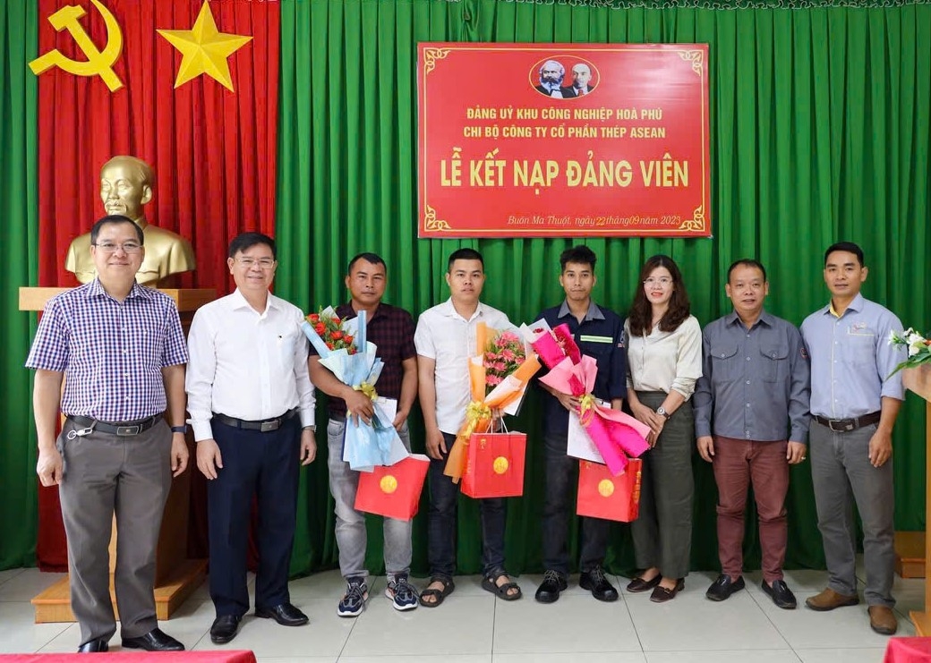 tín hiệu vui trong phát triển Đảng khối doanh nghiệp tư nhân ở Đắk lắk hình ảnh 3 tin hieu vui trong phat trien Dang khoi doanh nghiep tu nhan o Dak lak hinh anh 3