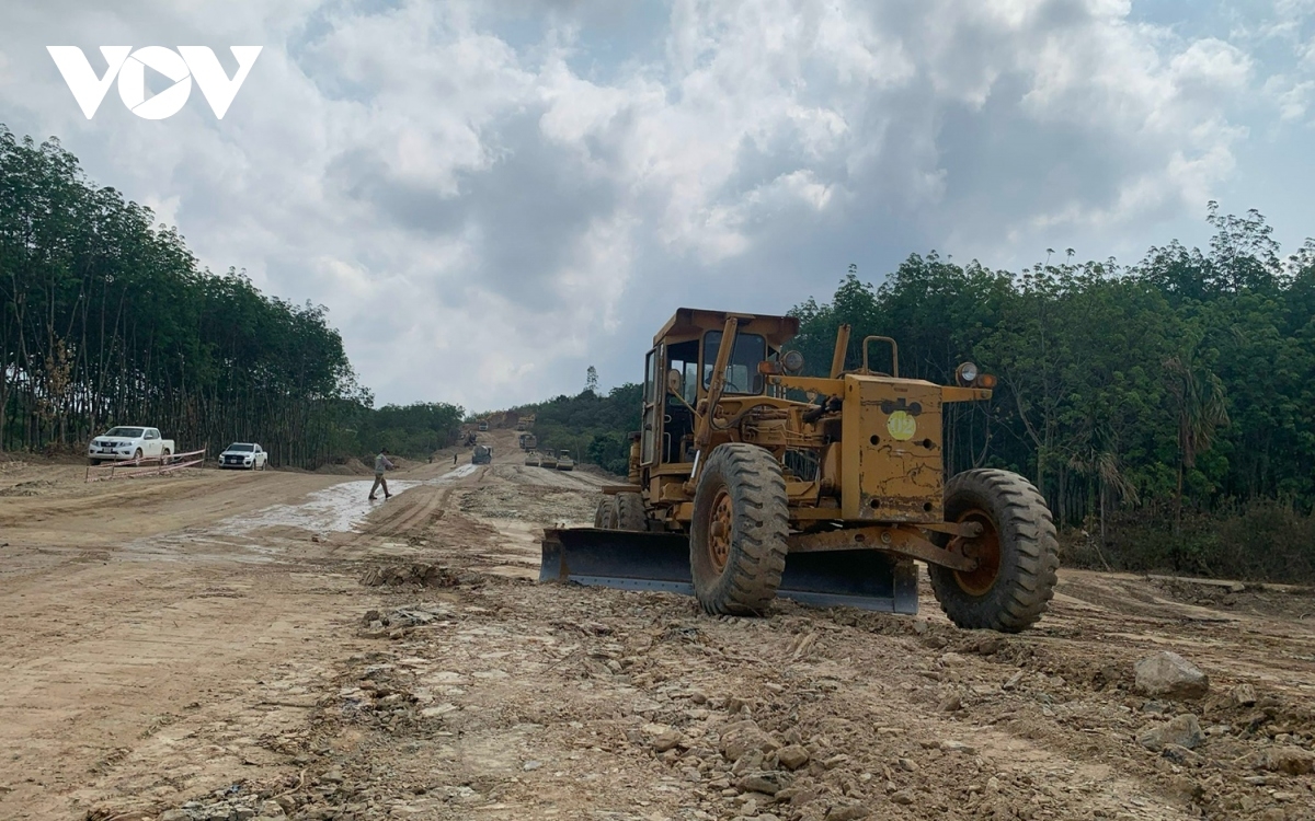 cảnh báo đỏ nhà thầu xây dựng đoạn tránh phía Đông tp. buôn ma thuột hình ảnh 2 canh bao do nha thau xay dung doan tranh phia Dong tp. buon ma thuot hinh anh 2