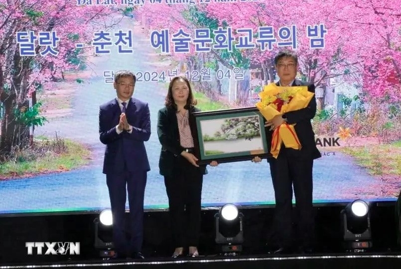 Cultural exchange helps boost Da Lat- RoK's Chuncheon relationship