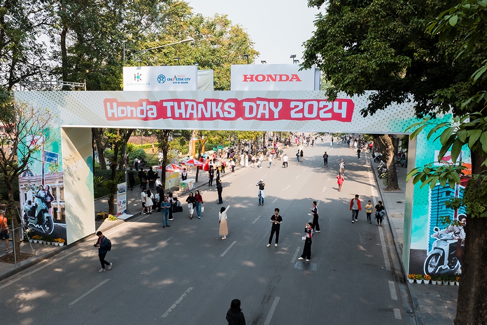 honda thanks day 2024 - su kien van hoa thu vi tai pho di bo ha noi hinh anh 1