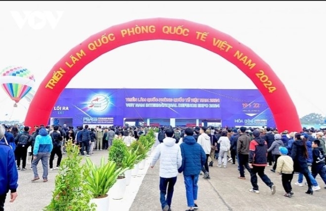 vietnam international defence expo 2024 impresses foreign guests picture 1