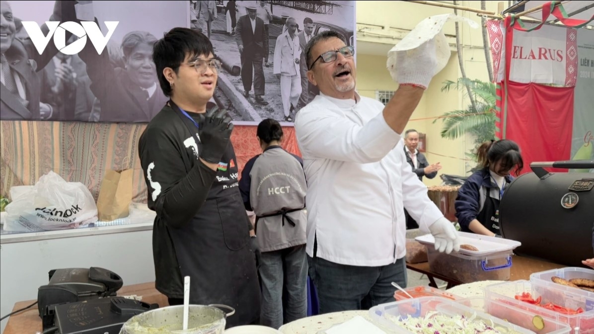 international food festival excites crowds in hanoi picture 3 international food festival excites crowds in hanoi picture 3