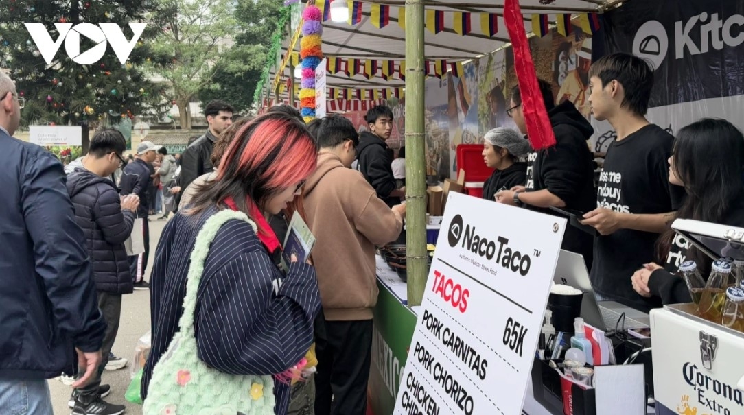 international food festival excites crowds in hanoi picture 7 international food festival excites crowds in hanoi picture 7