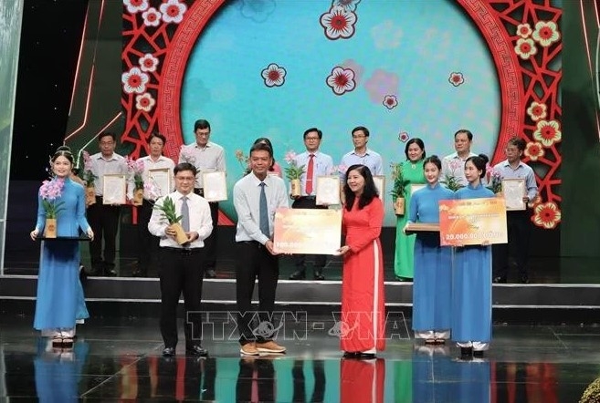 hcm city raises over vnd8 billion for local farmers, disadvantaged residents picture 1 hcm city raises over vnd8 billion for local farmers, disadvantaged residents picture 1
