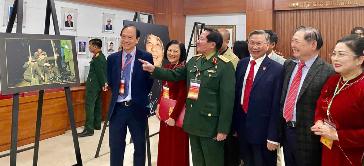 Đại tướng võ nguyên giáp nhà quân sự thiên tài, nhà văn hóa lớn hình ảnh 1 Dai tuong vo nguyen giap nha quan su thien tai, nha van hoa lon hinh anh 1
