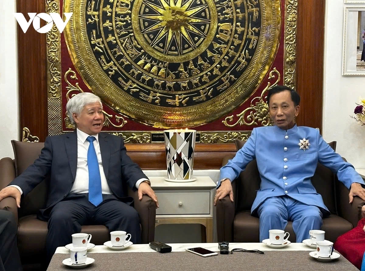 fatherland front leader pays 2025 christmas visit to catholics in hcm city picture 2 fatherland front leader pays 2025 christmas visit to catholics in hcm city picture 2