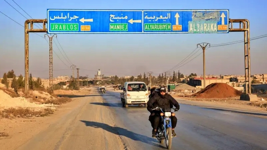 Xe gắn bom phát nổ tại miền Bắc Syria