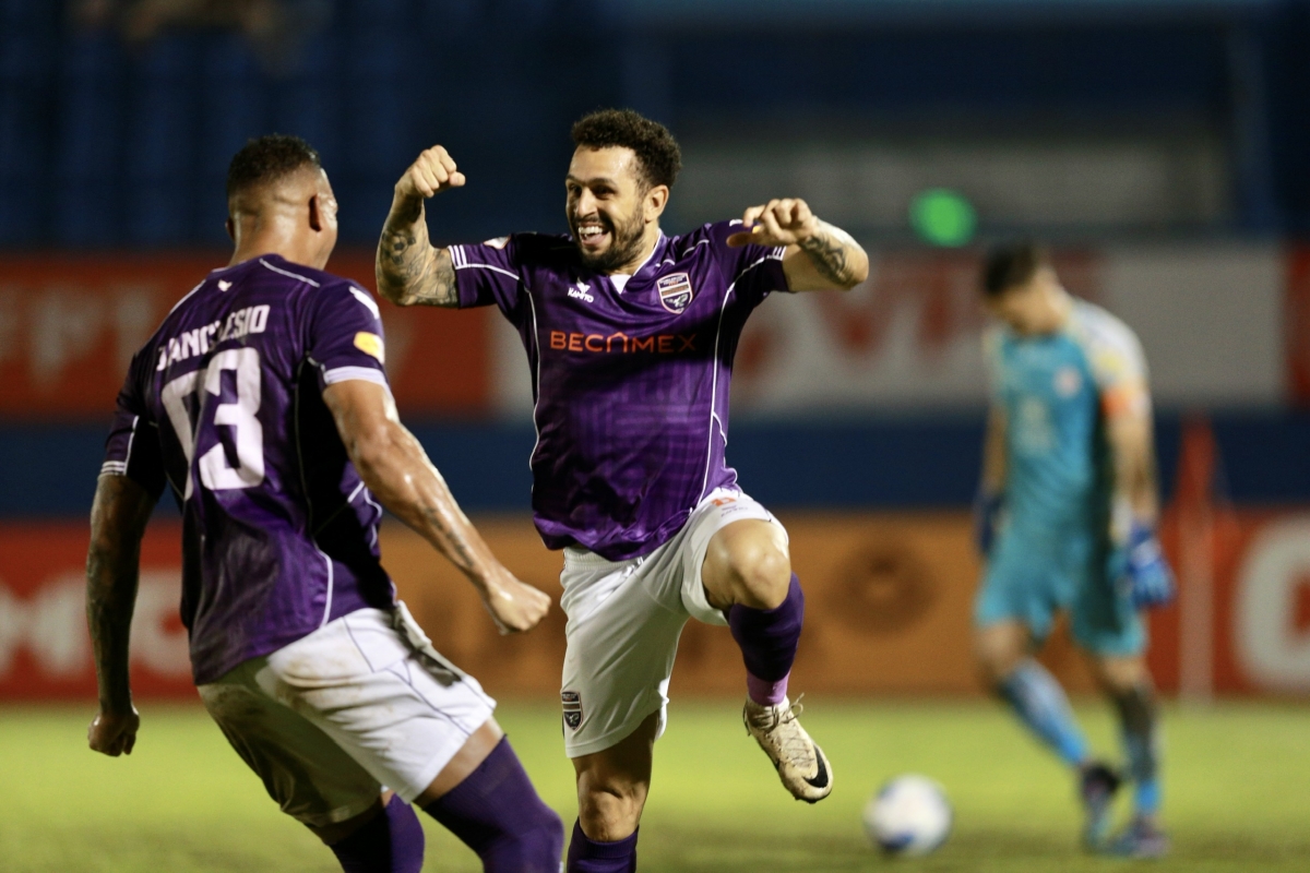 chuyen nhuong v-league Dong doi cu neymar chia tay giai dau so mot viet nam hinh anh 1