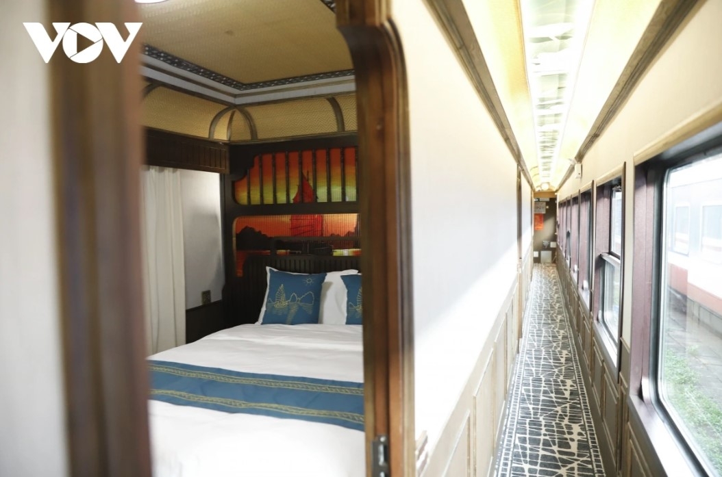 new trans-vietnam luxury train brings unforgettable experience for tourists picture 2