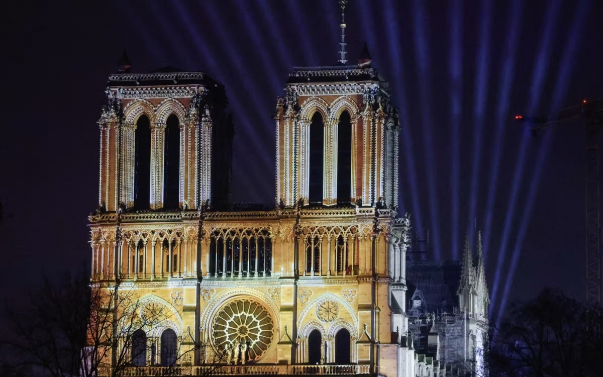 pháp tổ chức lễ mở cửa nhà thờ Đức bà paris đón khách tham quan hình ảnh 1 phap to chuc le mo cua nha tho Duc ba paris don khach tham quan hinh anh 1