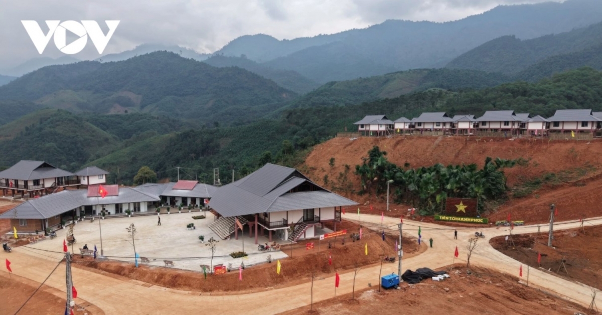 after devastating flash floods, villagers get new homes in resettlement area picture 3