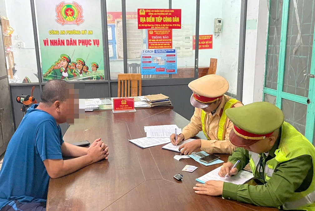 Đà nẵng kiểm tra xe vi phạm tốc độ, phát hiện xe nghi vấn sử dụng biển số giả hình ảnh 1 Da nang kiem tra xe vi pham toc do, phat hien xe nghi van su dung bien so gia hinh anh 1