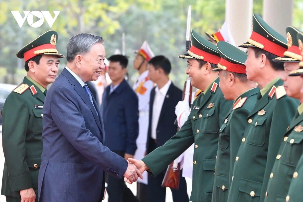 vietnam people s army the pride of the nation, says party leader to lam picture 1