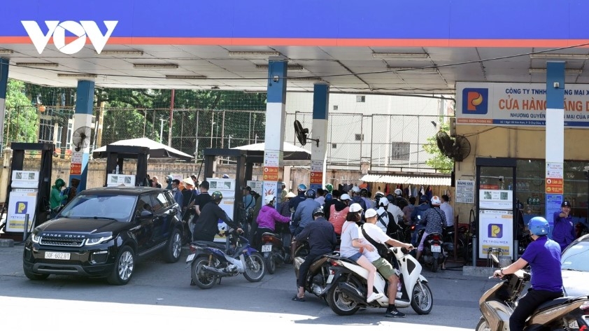 Petrol up, oil down in latest price adjustment