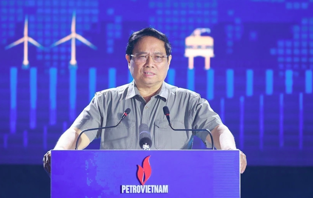 pm urges rapid technology mastery in renewable energy development picture 1