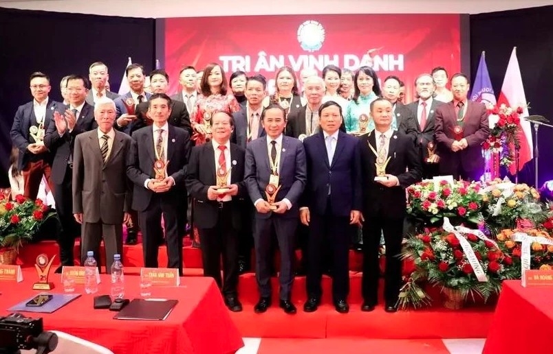 Vietnamese association in Poland marks 25 years of growth