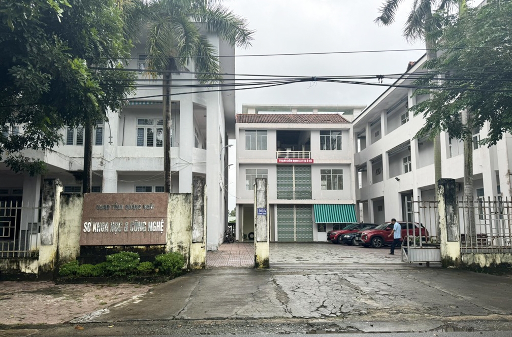 xem xét, xử lý kỷ luật lãnh đạo sở khoa học và công nghệ quảng ngãi hình ảnh 1 xem xet, xu ly ky luat lanh dao so khoa hoc va cong nghe quang ngai hinh anh 1