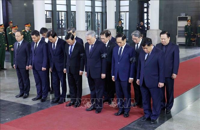 tổ chức trọng thể lễ tang Đại tướng nguyễn quyết hình ảnh 13 to chuc trong the le tang Dai tuong nguyen quyet hinh anh 13