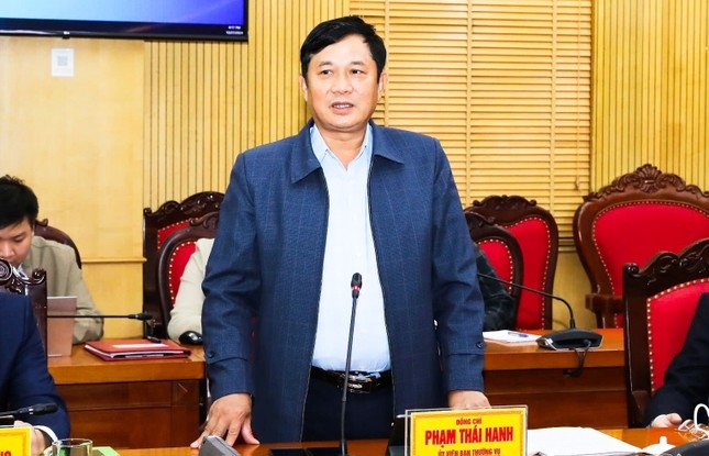 truong ban dan van tinh uy thai nguyen tu nguyen xin nghi huu truoc tuoi hinh anh 1