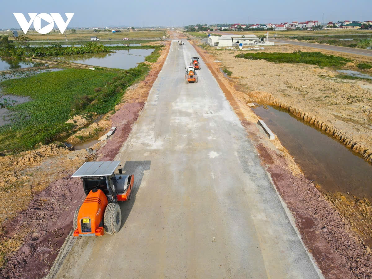 chậm trễ triển khai vành đai 4, giám đốc bql da xdgt bắc ninh bị phê bình hình ảnh 1 cham tre trien khai vanh dai 4, giam doc bql da xdgt bac ninh bi phe binh hinh anh 1