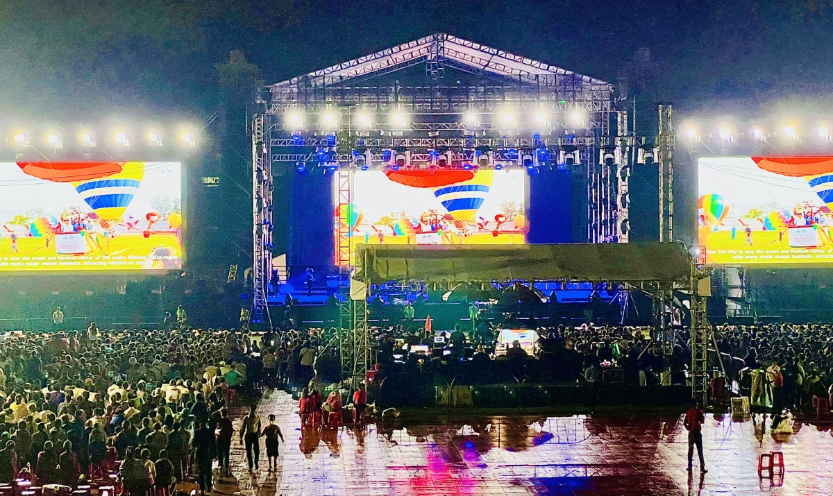 Sự kiện tôn giáo ngoài trời quy mô lớn mừng Giáng sinh tại Cần Thơ