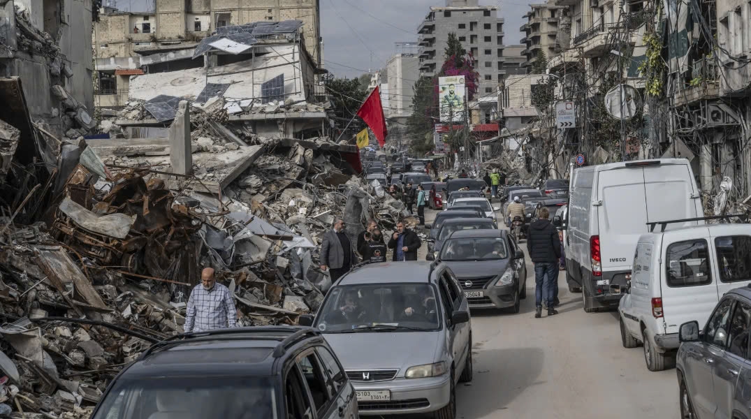 chien su trung Dong israel mo nhieu cuoc khong kich, ban lenh gioi nghiem tai nam lebanon hinh anh 1