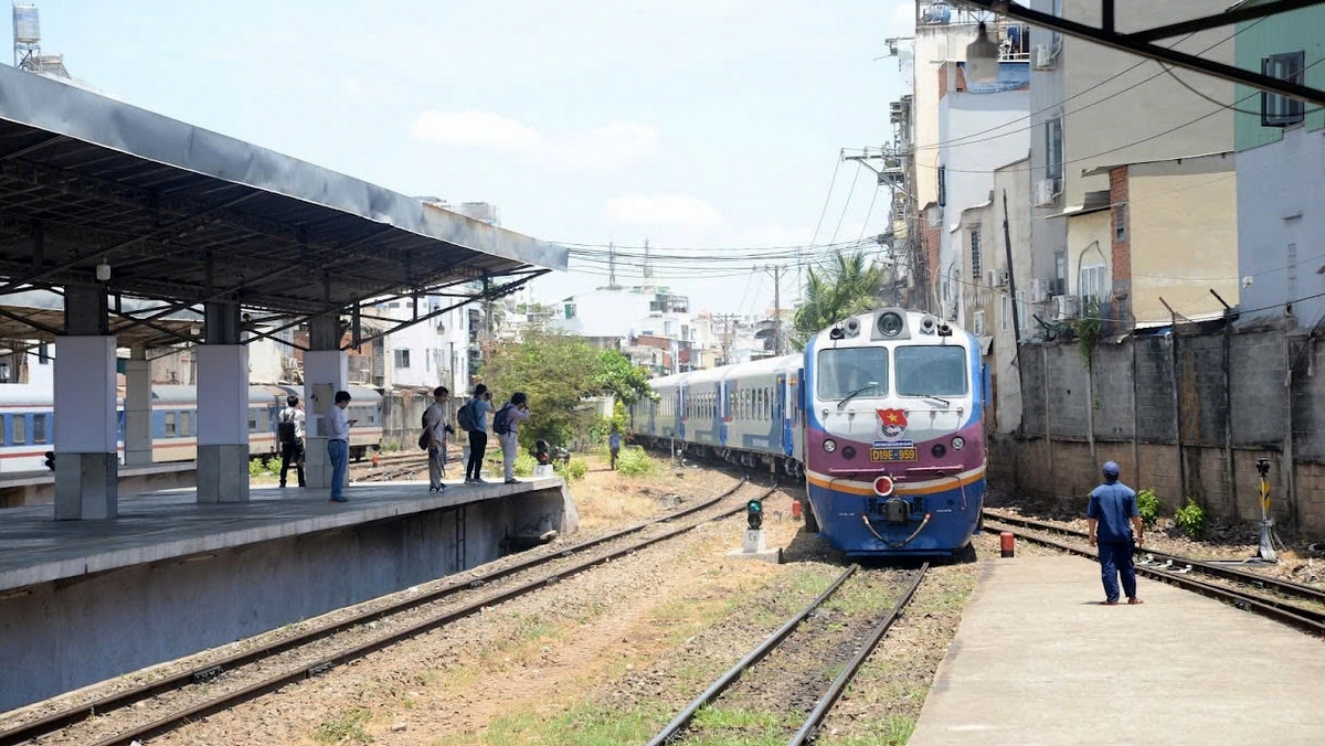 Đường sắt chạy thêm 11 đoàn tàu Tết với 5000 chỗ