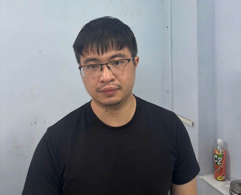 hình ảnh tiktoker mr pips sau khi bị bắt hình ảnh 1 hinh anh tiktoker mr pips sau khi bi bat hinh anh 1