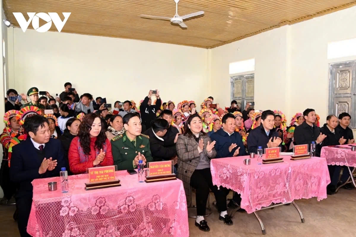 ethnic people get support to enjoy happy lunar new year 2025 picture 2 ethnic people get support to enjoy happy lunar new year 2025 picture 2