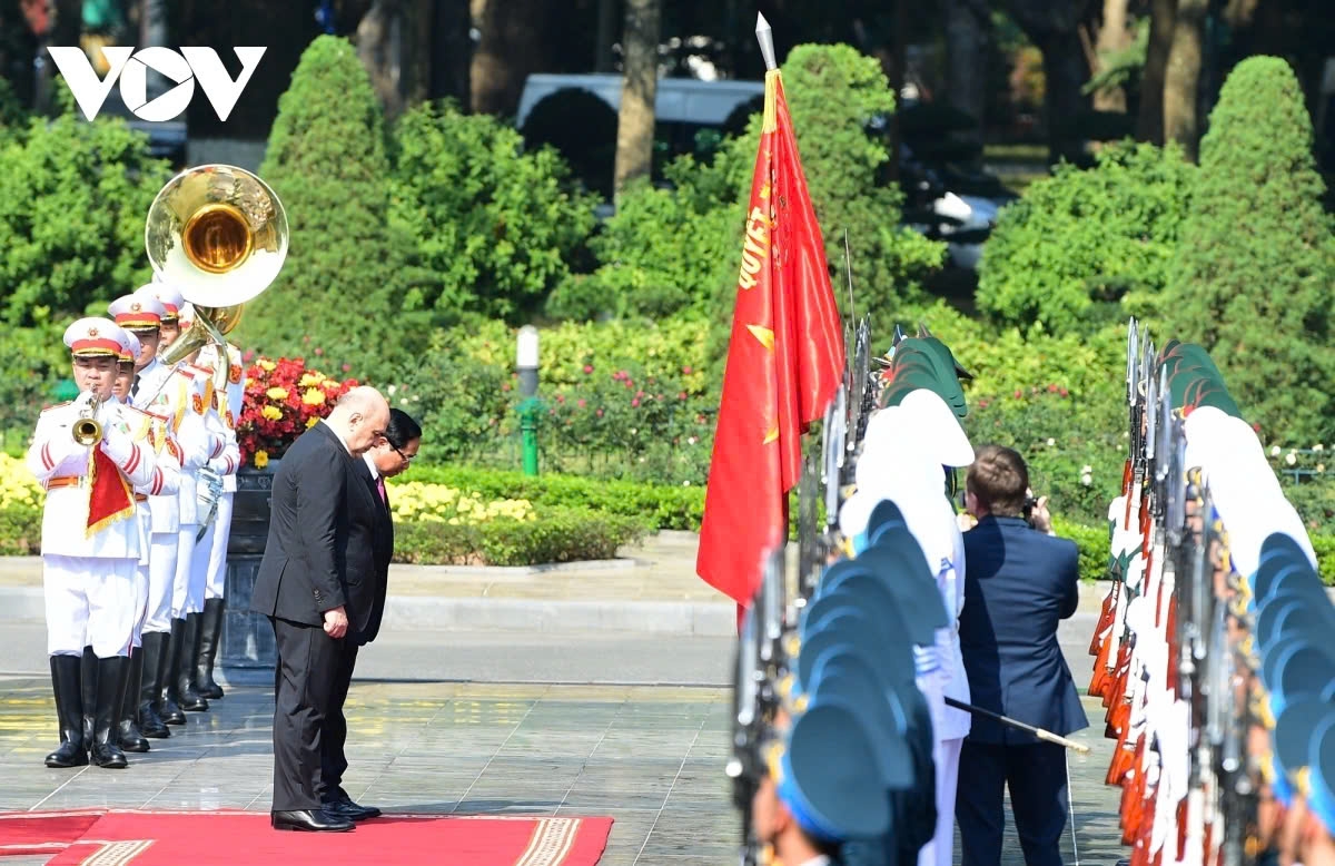 russian pm mishustin warmly welcomed in hanoi on official visit picture 4 russian pm mishustin warmly welcomed in hanoi on official visit picture 4
