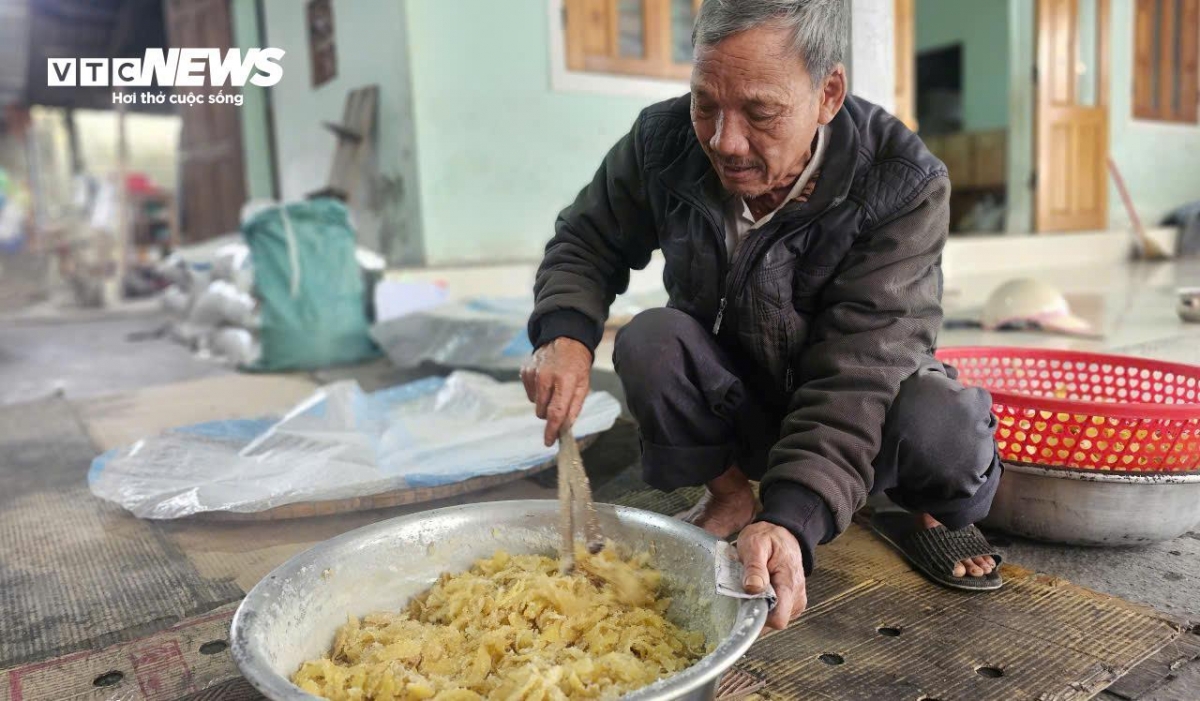 lang nghe mut gung nuc tieng xu hue vao vu tet hinh anh 4