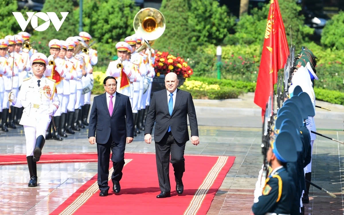 russian pm mishustin warmly welcomed in hanoi on official visit picture 5 russian pm mishustin warmly welcomed in hanoi on official visit picture 5