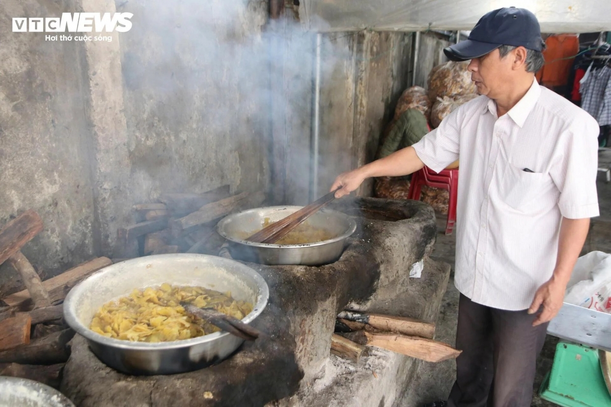 lang nghe mut gung nuc tieng xu hue vao vu tet hinh anh 5