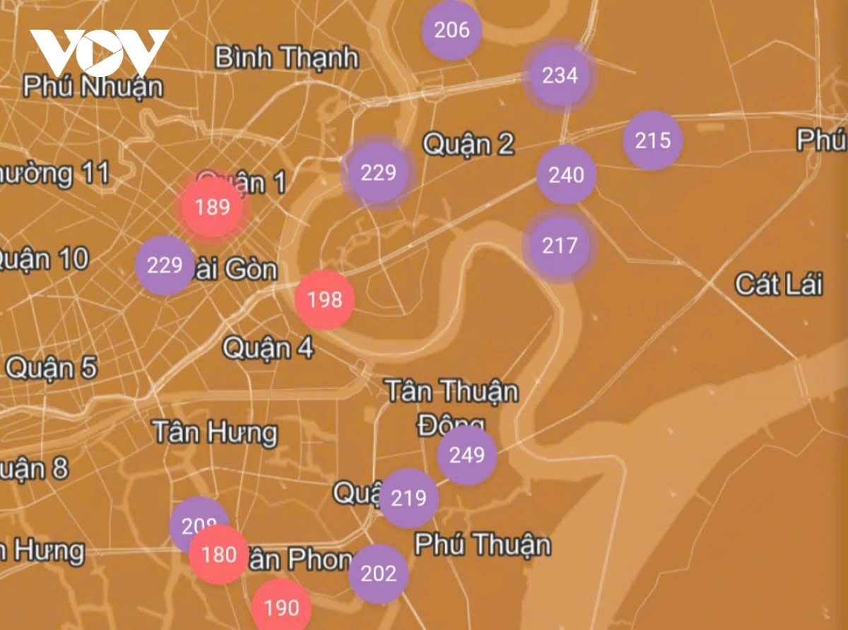 air pollution engulfs hcm city, poses health risks to residents picture 7