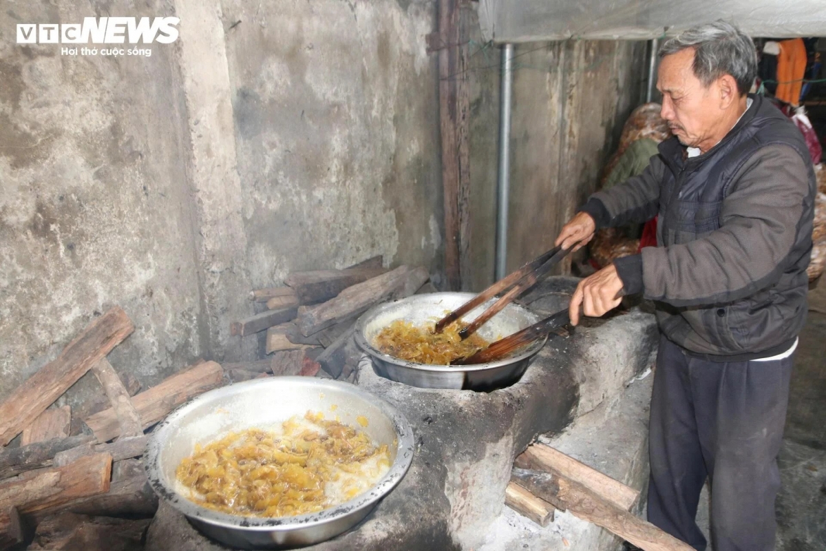 lang nghe mut gung nuc tieng xu hue vao vu tet hinh anh 7