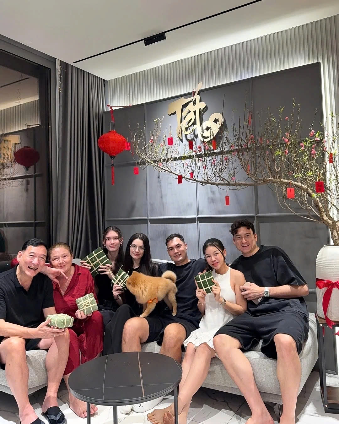 national football stars joyfully celebrate lunar new year of the snake 2025 picture 9 national football stars joyfully celebrate lunar new year of the snake 2025 picture 9